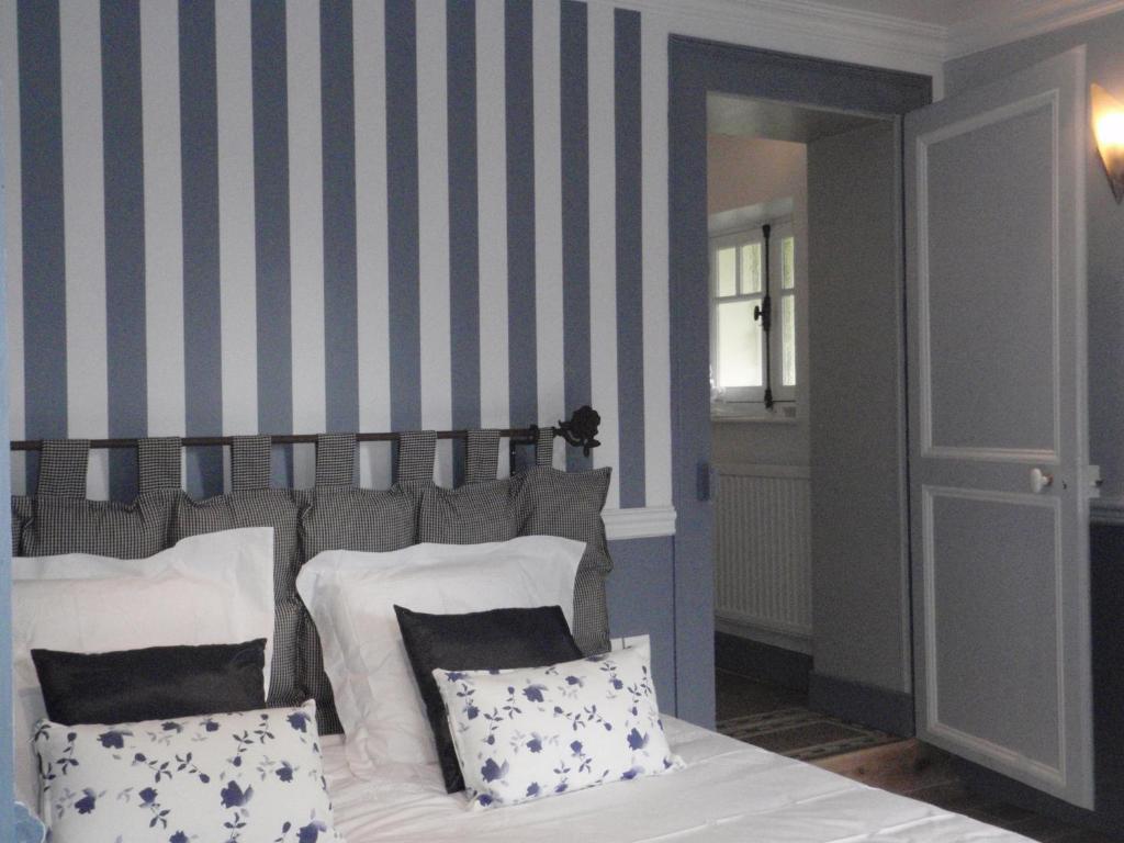 Demeure D'Hotes L'Hermitage Mouxy Kamer foto