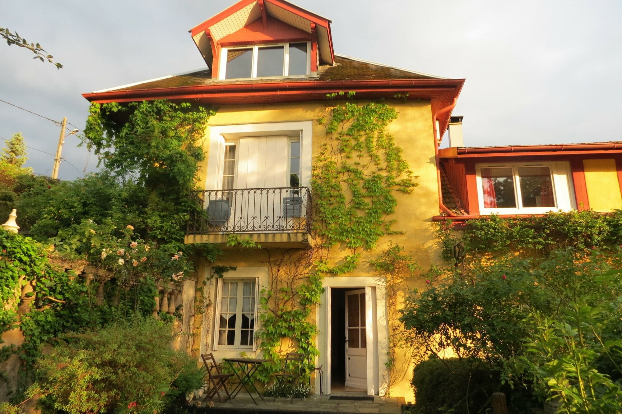 Demeure D'Hotes L'Hermitage Mouxy Buitenkant foto